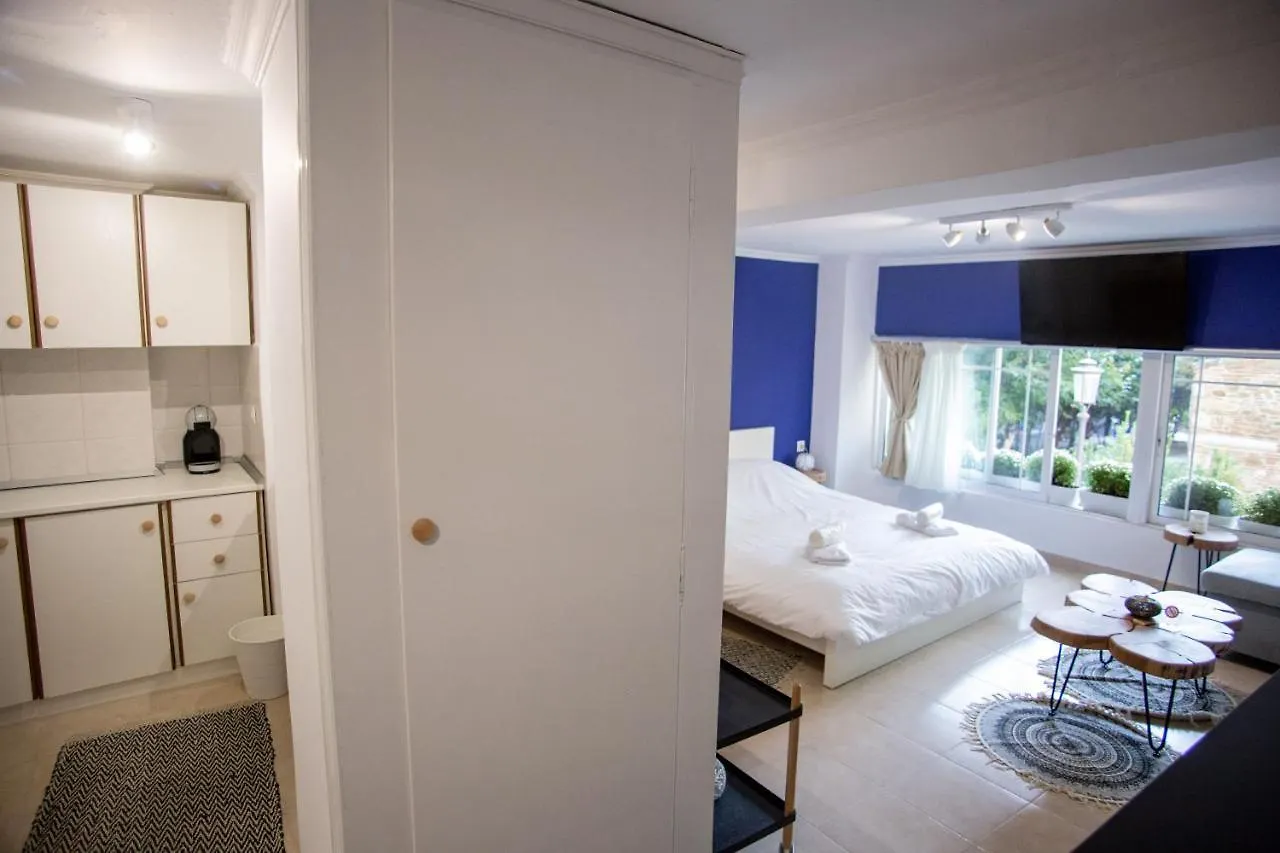 Thessaloniki Center Small Studio Apartment