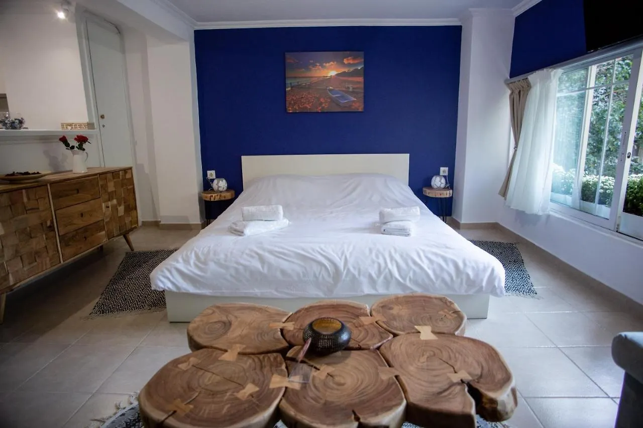 Thessaloniki Center Small Studio Apartment