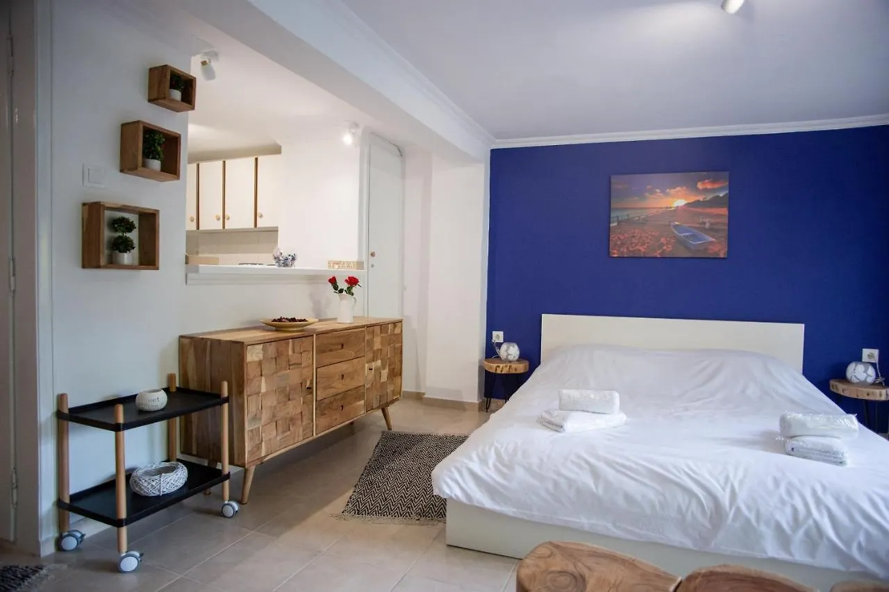 Thessaloniki Center Small Studio Apartment 0*,