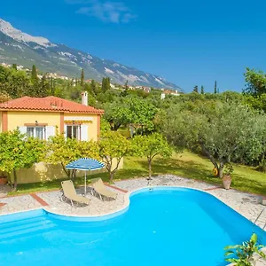  Villa Russa Dionisis Greece